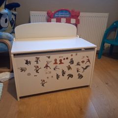 Free toy box