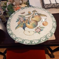 very pretty cake stand large