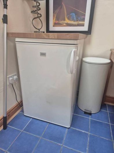 Under Counter fridge