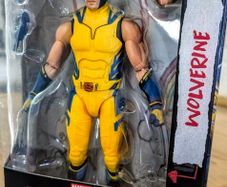 Marvel Legends Marvel Legends Deadpool & Wolverine - Wolverine Action Figure