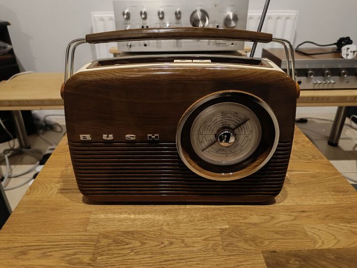 BUSH Retro Radio Reciver vintage style