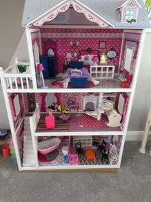 Large doll house