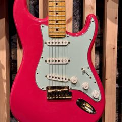 Fender Custom Shop Custom Deluxe Stratocaster USA - REDUCED!