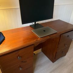 Solid Wood Desk/Vanity