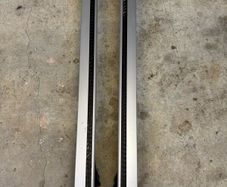 Thule Wingbar Evo with feet.