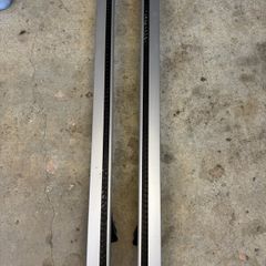 Thule Wingbar Evo with feet.