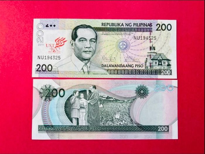 Philippines  200 Piso  2011  Pick 212c  COMMEMORATIVE ISSUE . ( Uncirculated  )