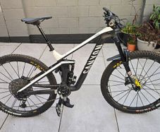 Canyon Strive CFR 9.0 Team Enduro Mountain Bike (M)