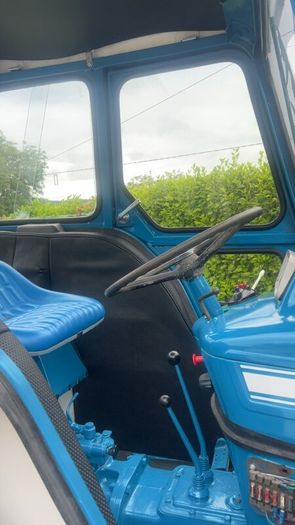 Ford 4000