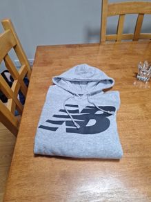 New Balance Hoodie size s