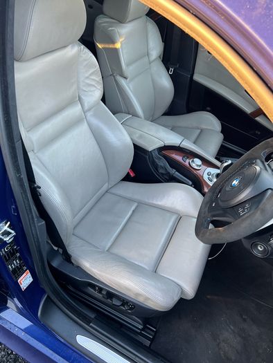 Breaking bmw m5 e60 5 series 2006 v10 5.0 s85b50
