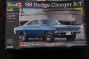 Revell : 1968 Dodge Charger R/T - 1:25 , Model Kit