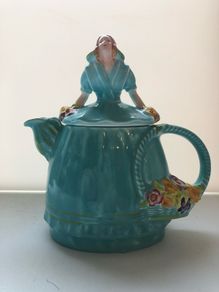 True Vintage Art Deco Teapot