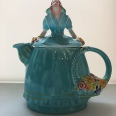 True Vintage Art Deco Teapot
