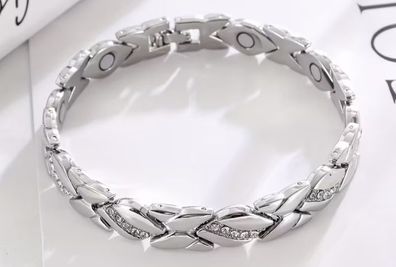 Silver Diamond bracelet with therapeutic well being magnets