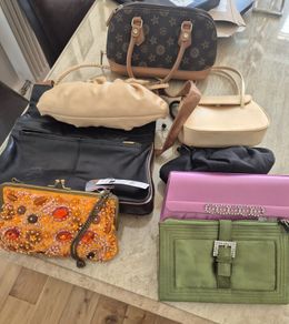 8 x Ladies Bags 7 of them New