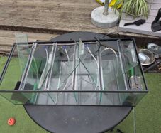 Aquarium Breeder tank