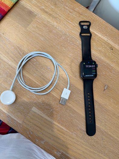 Apple Watch SE