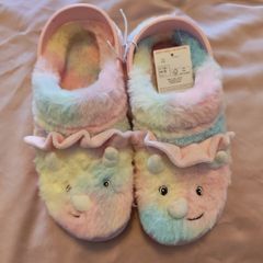 girls crocs