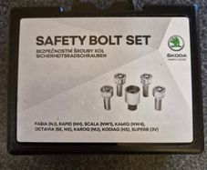 Skoda Locking Wheel Bolt Set