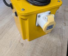 Compact transformer, near new