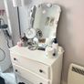 Vanity table Image 5