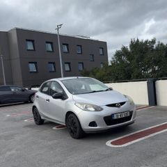 Mazda2 2010