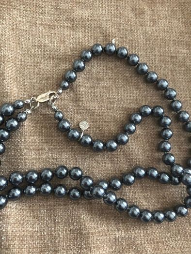 pearl necklace