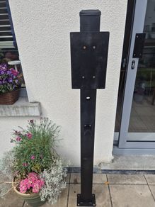 EV Charger Pedestal black