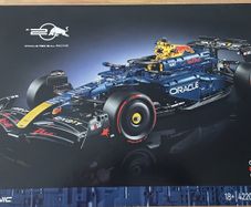 LEGO Technic Oracle Red Bull Racing RB20 F1 Car (Set 42206) - Brand New & Sealed