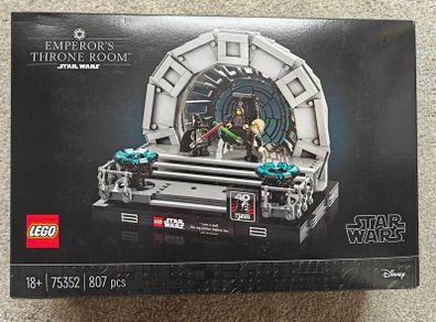 Lego Star Wars Emperor's Throne Room Diorama 75352