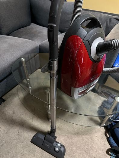 Miele Complete C2 vacuum cleaner