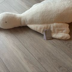 Mama & papa's tummy time goose