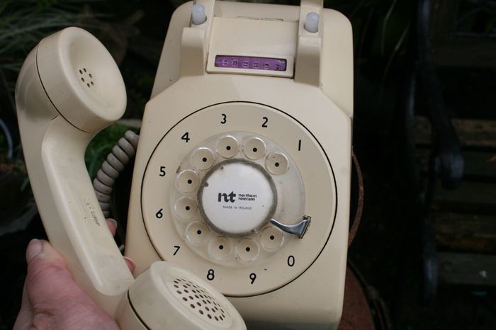 Vintage Bell System Electric Rotary Dial Phone