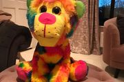 Large Rainbow lion