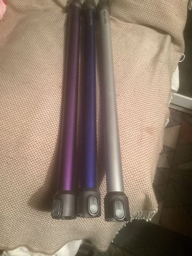Dyson    V6.  Wand flexi