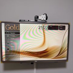 Philips LCD TV 32 Inch - Excellent Condition with Remote