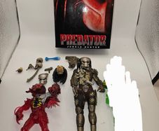 Predator Neca and Vintage Kenner Predator