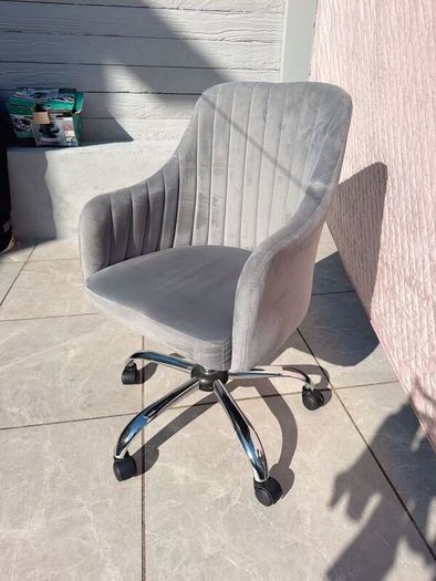 Grey Velvet Office / Desk Chair