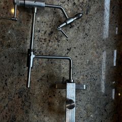 fly tying vice