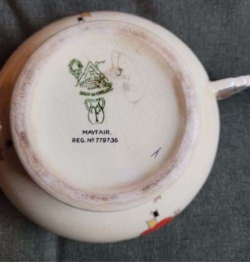 Art Decco Sauce boat/ Homeleigh Ware