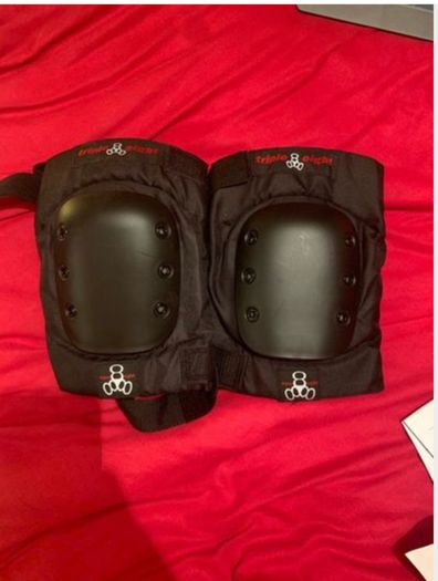 Triple 8 KP 22 BMX/Skateboard knee pads (brand new)