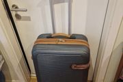MEDIUM Plastic suitcase IT