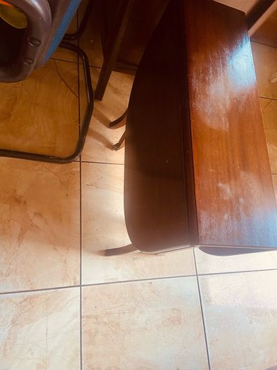 folding table