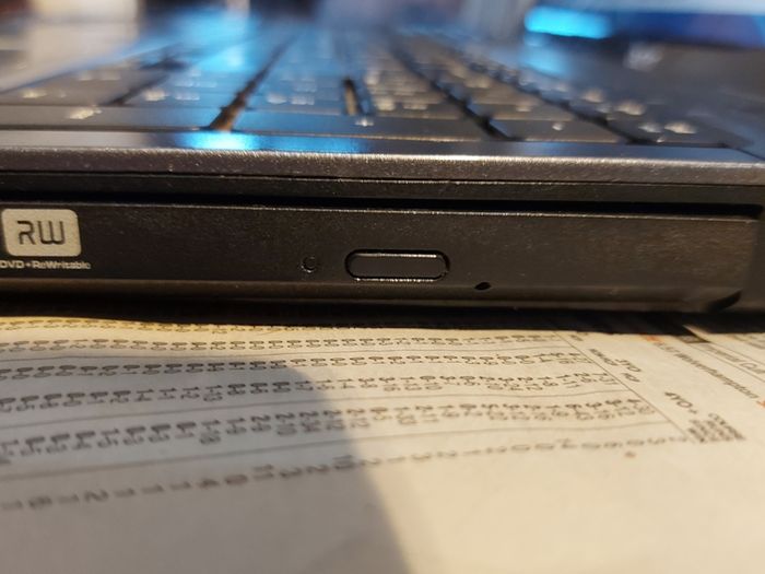 ACER ASPIRE 5738, Model No MS2264, Intel Core 2 Duo CPU T9550, 2.67GHz, 4GB Ram, 500GB HDD, Windows 7 32 bit, Firefox, Opera, Chrome and VLC