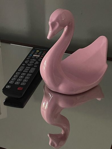 80s retro ceramic swan guest towel or napkin holder