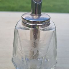 Vintage faceted sugar dispenser (sucrier doseur) from the 1950s or 1960s,