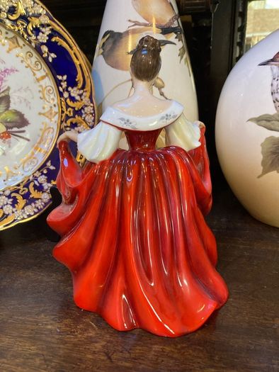 Royal Doulton figurine Sara