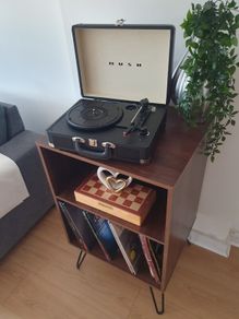 Record stand/ Turntable unit