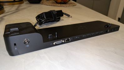 HP 2013 UltraSlim Docking Station + Power Adapter (D9Y32AA)